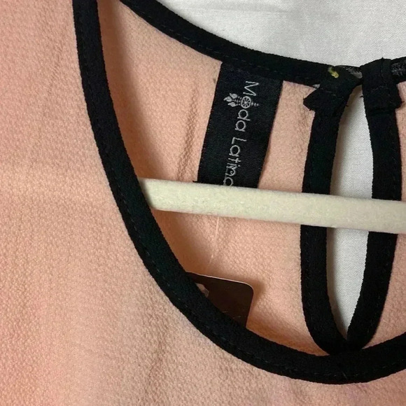 Moda‎ Latina NWT top - Picture 2 of 6